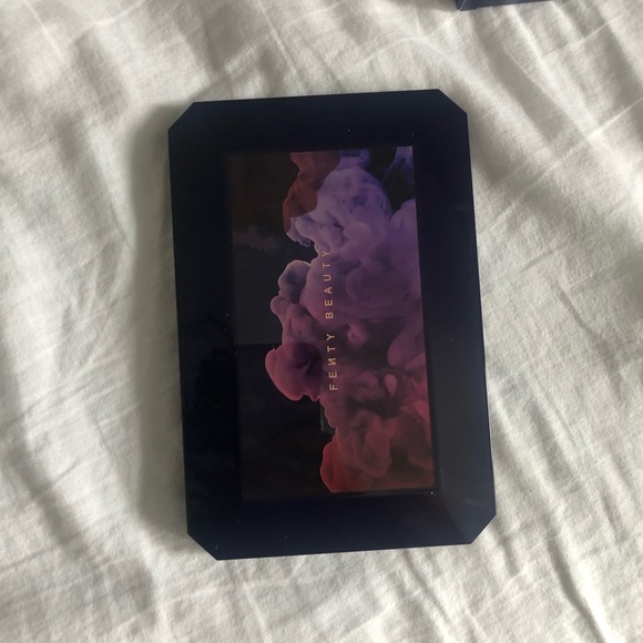 fenty - Picture 2 of 2